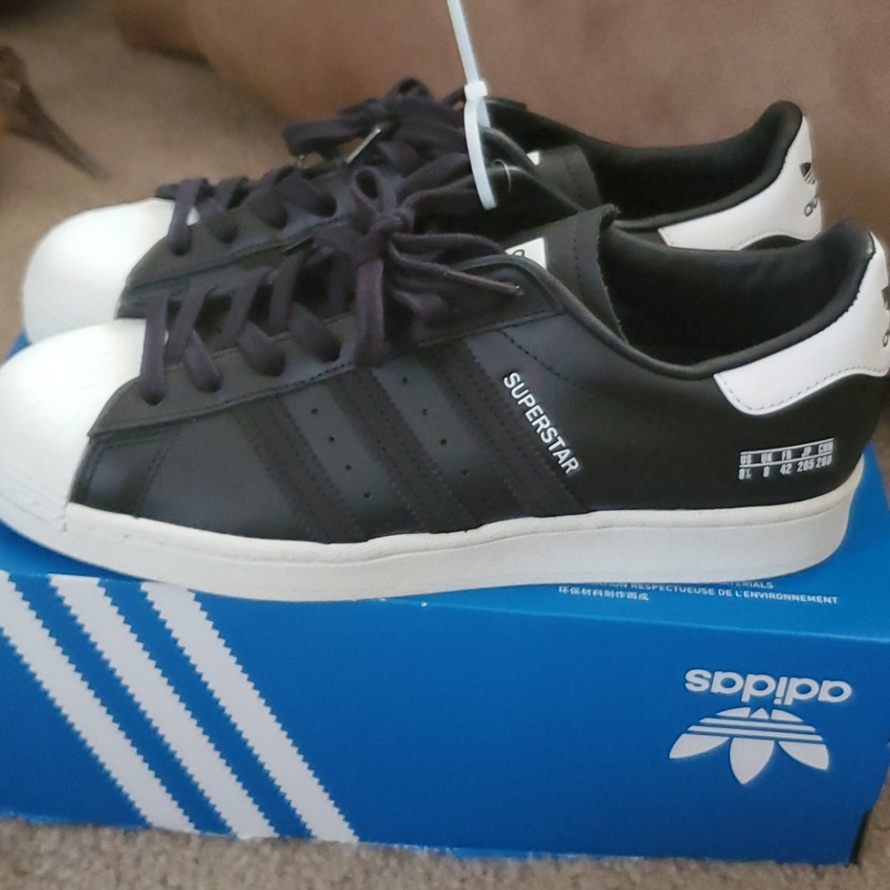 SUPERSTAR - Picture 3 of 6